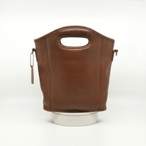 🌺S O L D🌺
Coach British Tan Mini Shopper Tote •has hang tag• No orig strap,